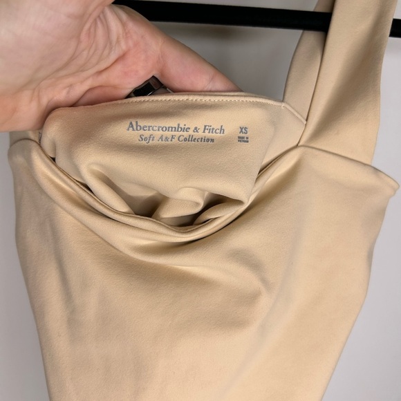 Abercrombie & Fitch Double Layered Seamless Fabric Square neck Bodysuit - Picture 3 of 6